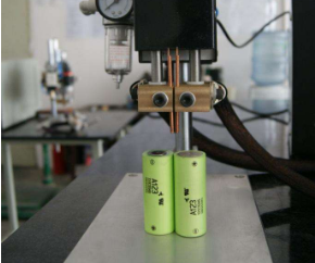 焊接靈活性能穩(wěn)定的電池點焊機如何實現？